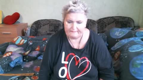 Snapshot of lanacat555 chatting on February 20, 11:11 am lanacat555 online show from February 20, 11:11 am