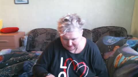 Snapshot of lanacat555 chatting on February 22, 1:53 pm lanacat555 online show from February 22, 1:53 pm