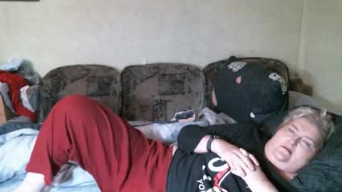 Snapshot of lanacat555 chatting on March 8, 4:33 pm lanacat555 online show from March 8, 4:33 pm