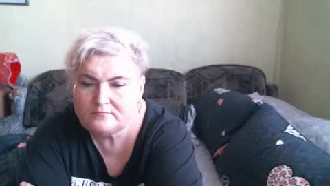 Snapshot of lanacat555 chatting on March 11, 10:32 am lanacat555 online show from March 11, 10:32 am