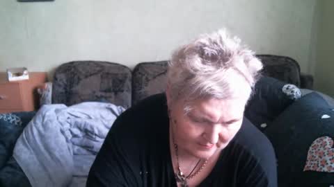 Snapshot of lanacat555 chatting on April 4, 5:38 am lanacat555 online show from April 4, 5:38 am