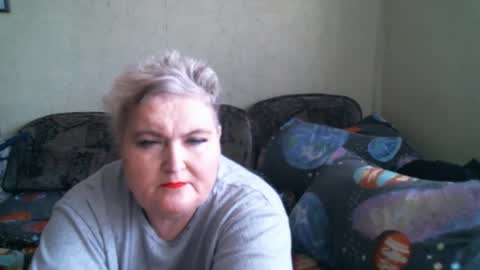 Snapshot of lanacat555 chatting on April 14, 2:12 pm lanacat555 online show from April 14, 2:12 pm