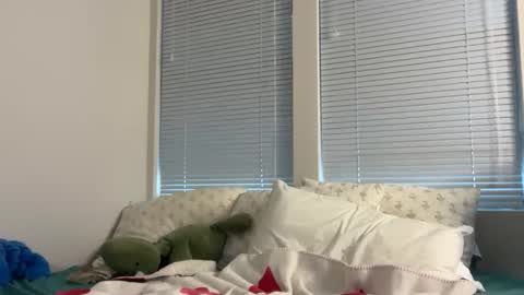 lanademira online show from March 22, 5:16 pm