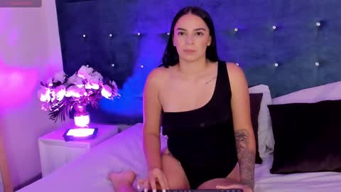 lana Evans online show from September 10, 7:25 pm