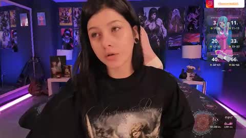 L A N A  online show from November 22, 11:31 am