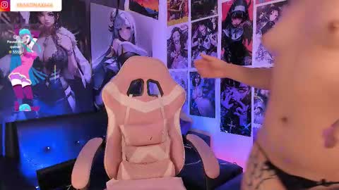 LanaKyutt666 online show from January 17, 12:54 pm