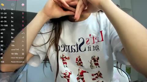 Snapshot of lanalandd chatting on December 16, 4:16 pm Lana online show from December 16, 4:16 pm