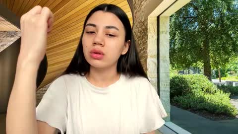 Snapshot of lanalandd chatting on September 19, 9:43 am Lana online show from September 19, 9:43 am