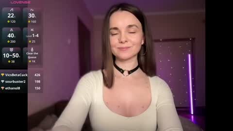 Snapshot of lanaloulou chatting on June 22, 8:50 pm Lana online show from June 22, 8:50 pm