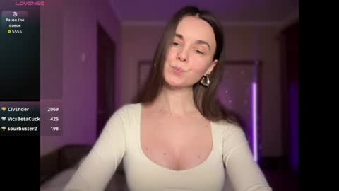 Snapshot of lanaloulou chatting on June 24, 6:40 pm Lana online show from June 24, 6:40 pm