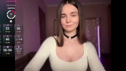 Snapshot of lanaloulou chatting on June 25, 8:46 pm Lana online show from June 25, 8:46 pm