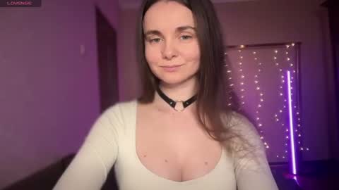 Snapshot of lanaloulou chatting on July 9, 10:47 pm Lana online show from July 9, 10:47 pm