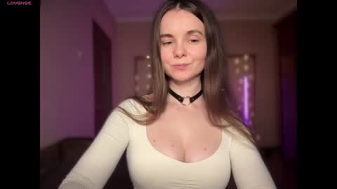 Snapshot of lanaloulou chatting on July 31, 7:24 pm Lana online show from July 31, 7:24 pm