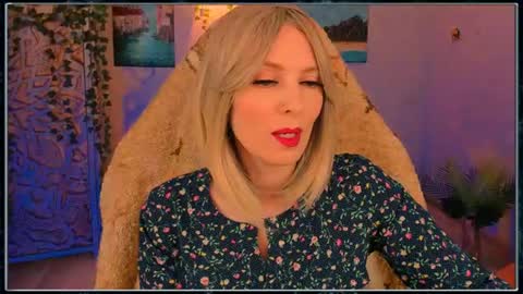 Snapshot of lanaradiance chatting on June 21, 2:41 pm Lana Radiance online show from June 21, 2:41 pm