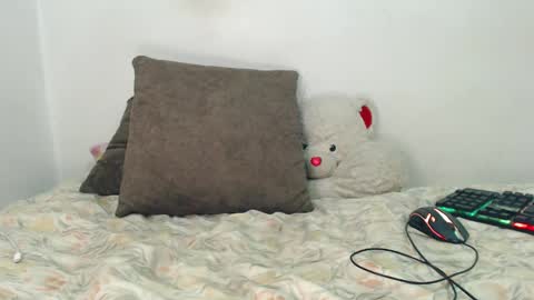 Snapshot of lanarave chatting on February 14, 6:02 am lanarave online show from February 14, 6:02 am