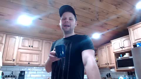 Snapshot of lancehardin chatting on February 11, 3:08 pm Lance online show from February 11, 3:08 pm