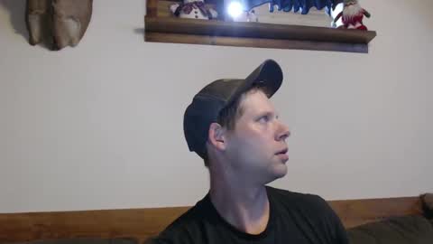 Snapshot of lancehardin chatting on September 22, 12:01 am Lance online show from September 22, 12:01 am