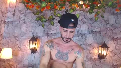 Snapshot of lancelot_benwick chatting on January 4, 12:59 am Lancelot Benwick online show from January 4, 12:59 am