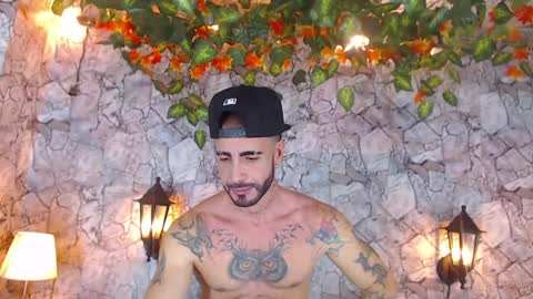 Snapshot of lancelot_benwick chatting on January 7, 8:21 pm Lancelot Benwick online show from January 7, 8:21 pm