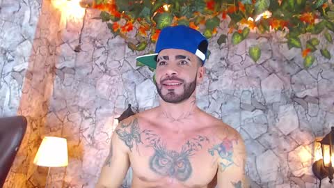 Snapshot of lancelot_benwick chatting on January 11, 2:52 am Lancelot Benwick online show from January 11, 2:52 am