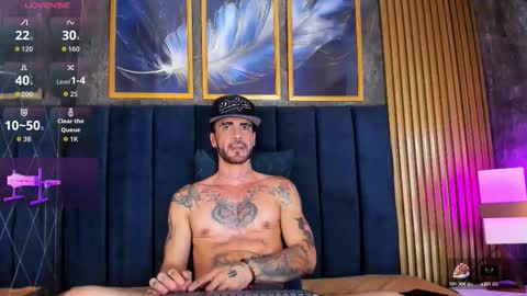 Lancelot Benwick online show from February 25, 9:02 pm