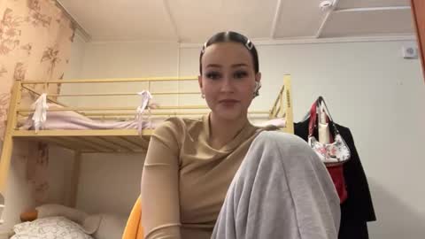 Vanilopa online show from April 21, 1:06 pm