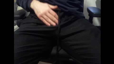 langelatte69 online show from December 2, 7:03 am