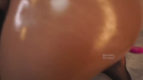 Snapshot of lanie__ chatting on January 4, 4:33 am Lan online show from January 4, 4:33 am