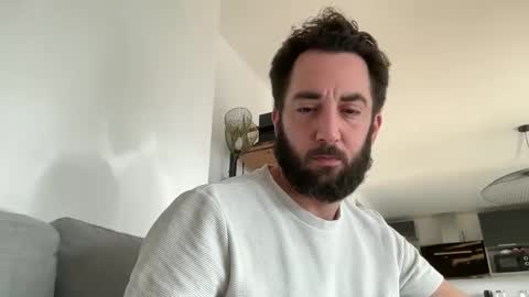 Snapshot of lanimalr chatting on December 2, 11:01 am Lanimal online show from December 2, 11:01 am