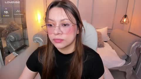 Lanna online show from September 11, 11:43 am