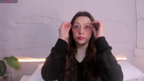 Lanna online show from March 17, 11:46 am