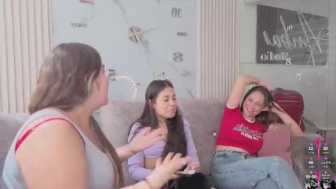 lanna_as online show from November 7, 2:39 pm