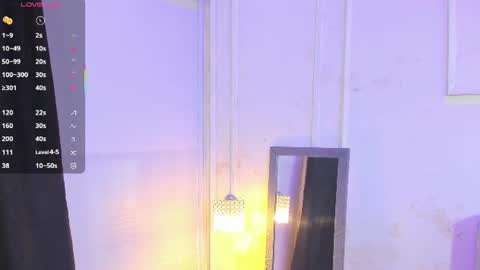 Snapshot of lanna_brunette chatting on June 16, 1:03 pm lanna_brunette online show from June 16, 1:03 pm