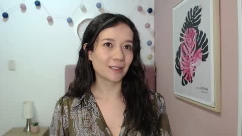 Lanna online show from November 14, 2:05 pm