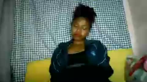 Snapshot of lara_belle chatting on July 28, 11:17 am lara_belle online show from July 28, 11:17 am