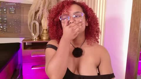 lara_curly online show from April 18, 10:41 am