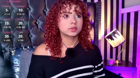 lara_curly online show from April 24, 10:28 am