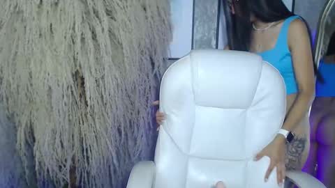 Lara online show from October 6, 7:00 pm