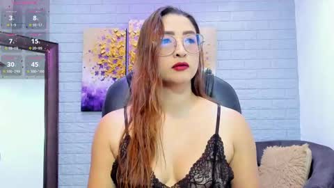      700  200   online show from October 3, 7:33 pm