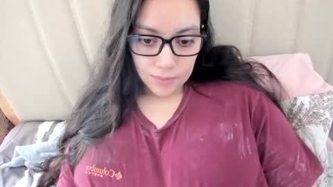 lara online show from March 29, 2:50 pm