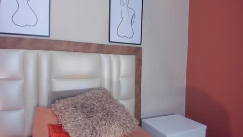  Lara Gold  online show from December 6, 4:36 am