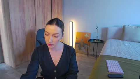 Snapshot of larakanes chatting on February 27, 10:48 am LaraKanes online show from February 27, 10:48 am