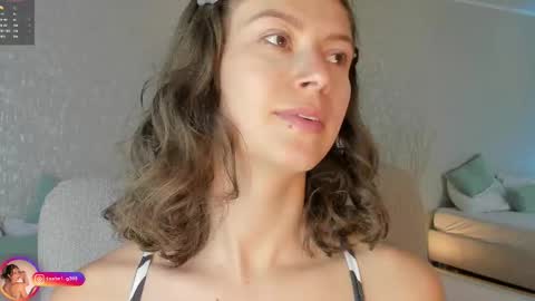 Lara  online show from October 27, 1:37 pm