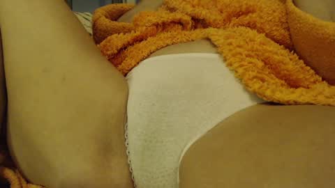 Snapshot of laralhotr chatting on December 20, 9:17 pm laralhotr online show from December 20, 9:17 pm