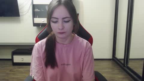 Snapshot of laralianna chatting on December 25, 1:30 pm Laralianna online show from December 25, 1:30 pm