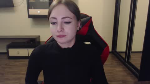 Snapshot of laralianna chatting on January 9, 7:52 am Laralianna online show from January 9, 7:52 am