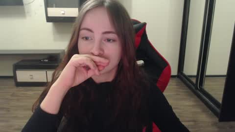 Snapshot of laralianna chatting on February 5, 5:53 pm Laralianna online show from February 5, 5:53 pm