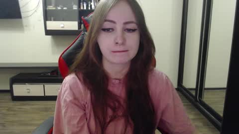 Snapshot of laralianna chatting on February 22, 5:02 pm Laralianna online show from February 22, 5:02 pm