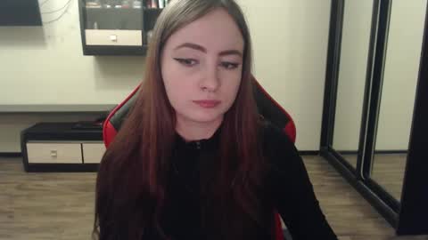 Snapshot of laralianna chatting on March 1, 5:27 pm Laralianna online show from March 1, 5:27 pm