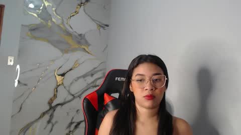 laralmanza online show from March 23, 12:31 pm